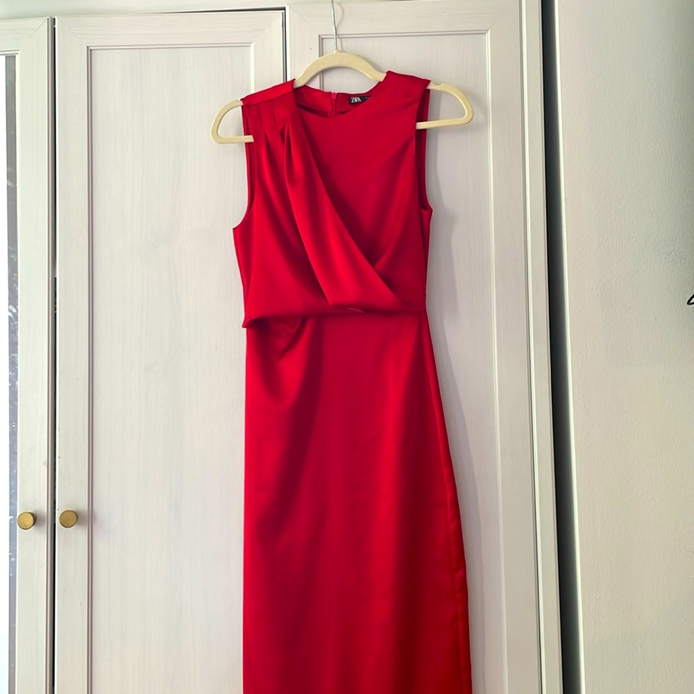 SATIN EFFECT MIDI DRESS